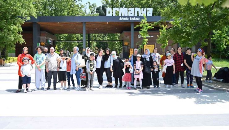 Özel vatandaşlar Ormanya Hayvanat Bahçesi’ni ziyaret etti