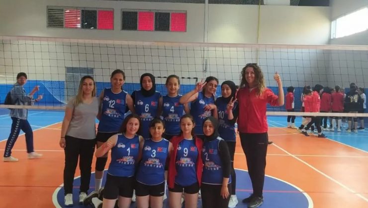 PİKTES Projesi voleybol şampiyonası Eskişehir’de yapıldı