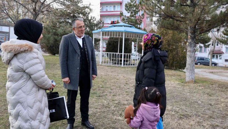 Başkan Savran Cevher Dudayev Mahallesi’nde vatandaşlarla bir araya geldi