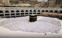 Mescid-i Haram’da Ramazan ayının ilk cuma namazı kılındı