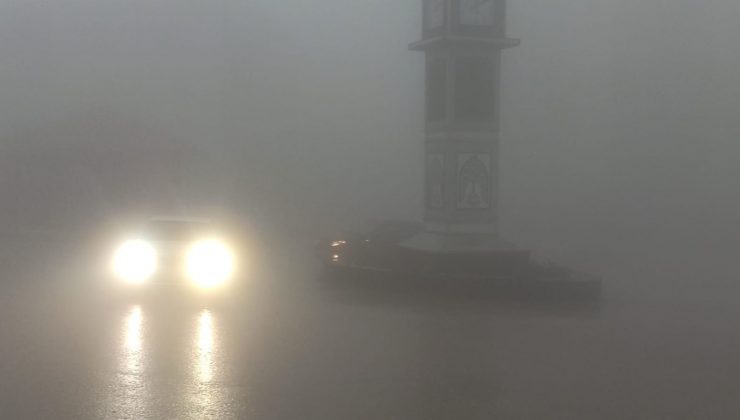Şırnak’ta yoğun sis trafiği olumsuz etkiledi