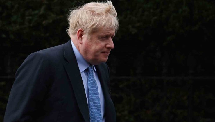 İngiltere’nin eski Başbakanı Johnson’ın Covid-19 kurallarını çiğnediğine dair yeni iddialar ortaya atıldı
