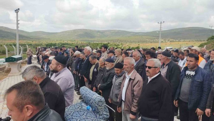 Konya’daki kazada hayatını kaybeden çift toprağa verildi