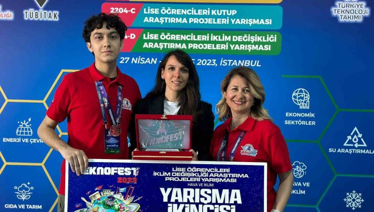 TEKNOFEST’te Çiğli Karşıyaka Aydoğan Yağcı Bilim ve Sanat Merkezi’ne ödül
